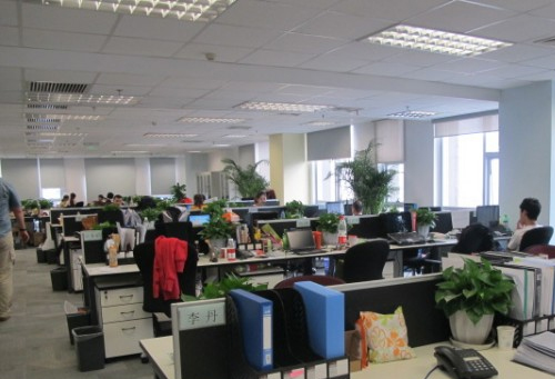 岳陽嘉啟液壓機(jī)械取得液壓機(jī)械加工設(shè)備，提高整個(gè)裝置結(jié)構(gòu)靈活性:液壓機(jī)械